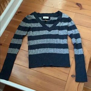 American Eagle Outfitters Sweater